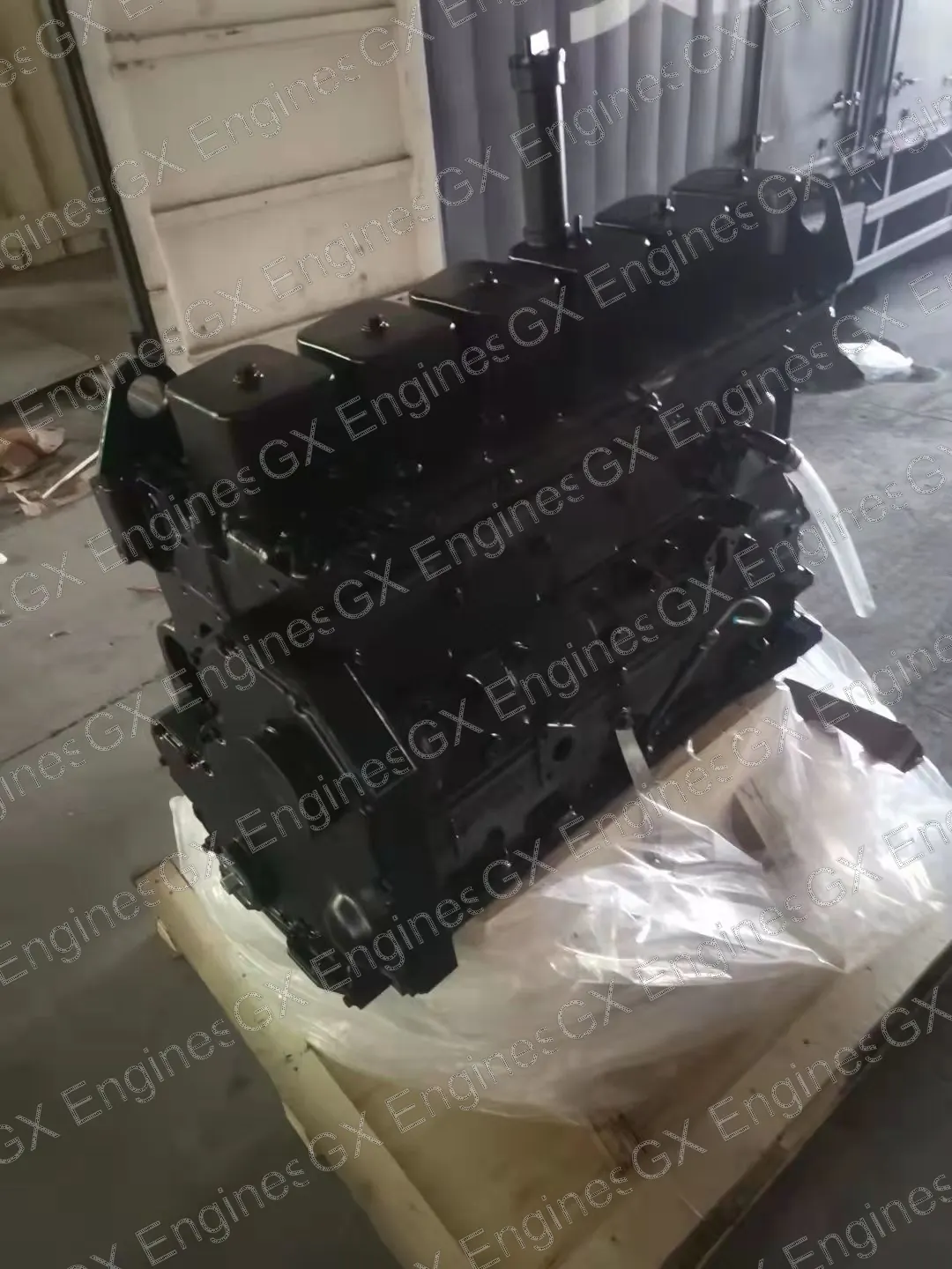 Cummins 6D基础机新件 diesel engine
