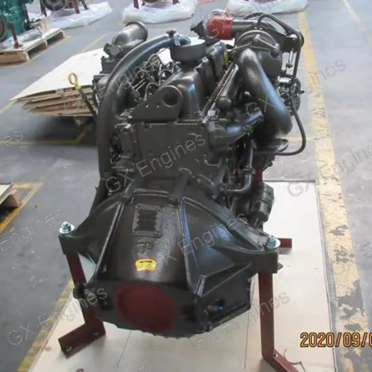Yuchai YC4D130-33-D3631 diesel engine
