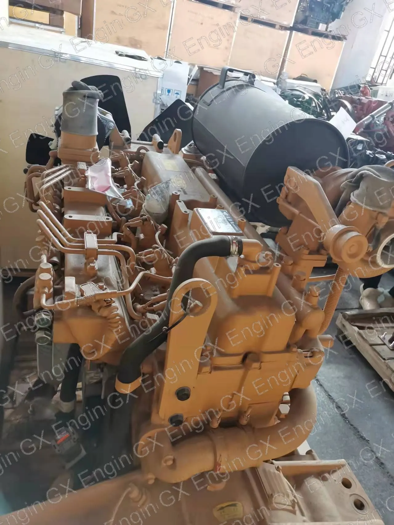 Yuchai YC6J190-T303 diesel engine